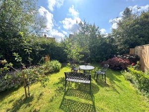 Photo 13- click for photo gallery